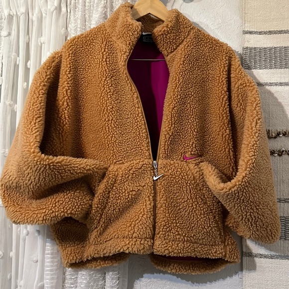 Nike Jackets & Blazers - Nike Sherpa jacket